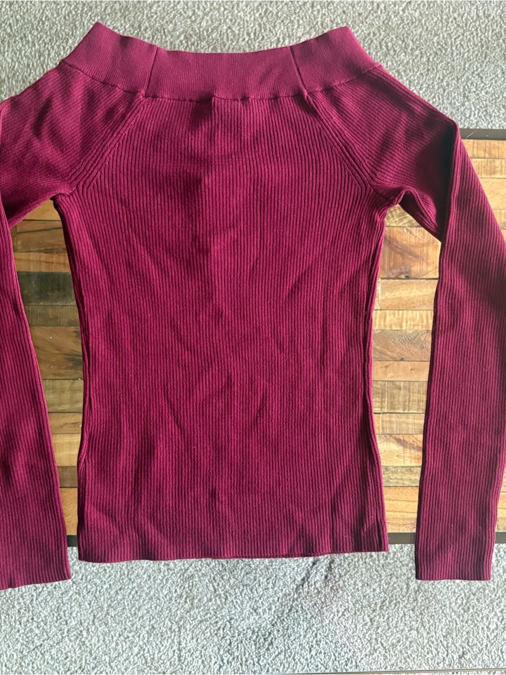 GAP Ribbed Off-Shoulder Sweater - Picture 3 of 8
